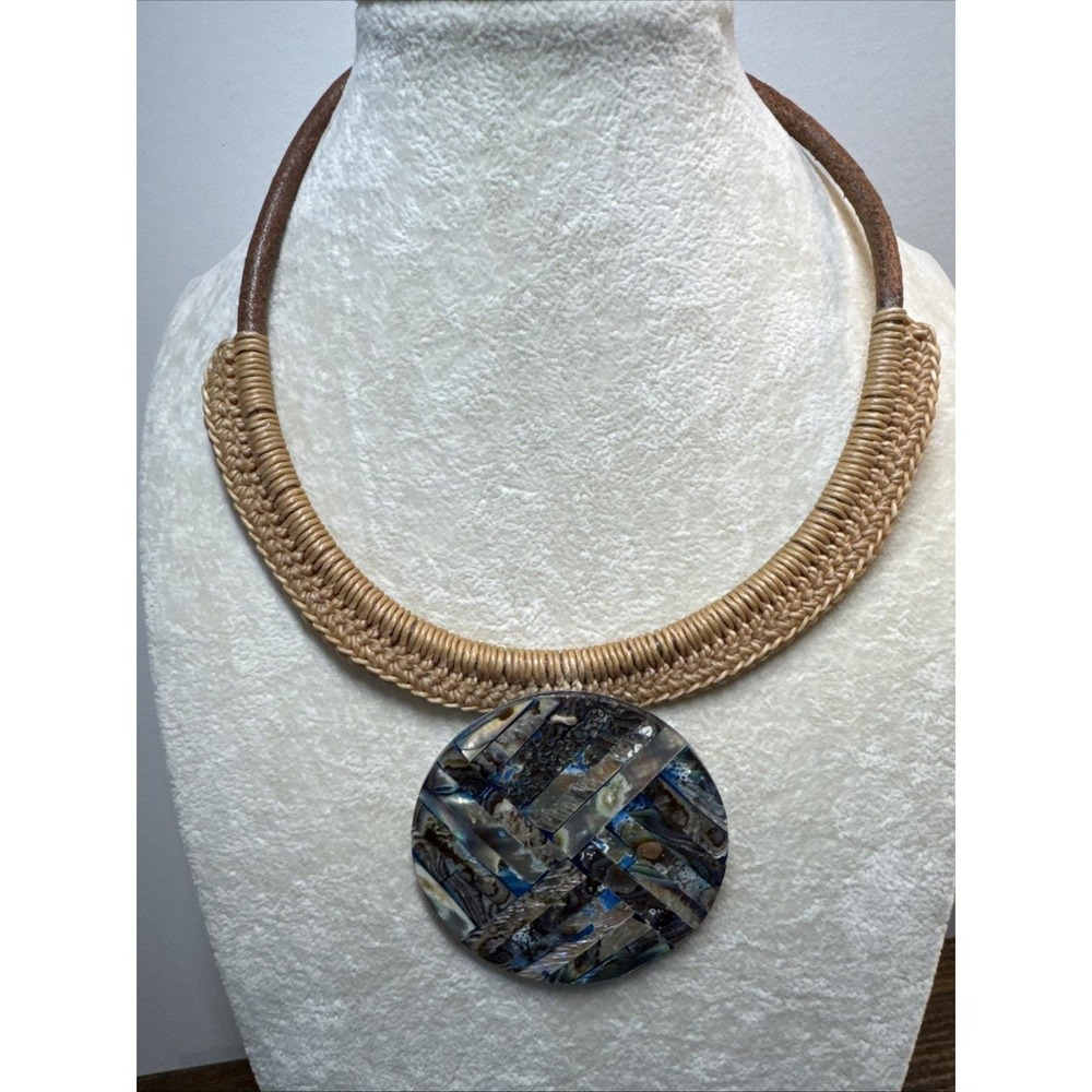 VTG Y2K Bib Necklace Abolone Pendant 19" Leather Hide Band Boho Hippie Statement